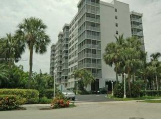 150 Ocean Lane Dr APT 4B, Key Biscayne, FL 33149