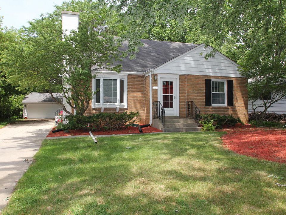 1st image of 2339 N 115th St