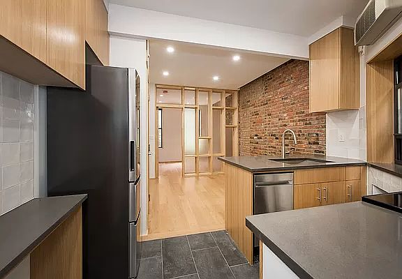 5th image of 98 Suffolk St APT 3B