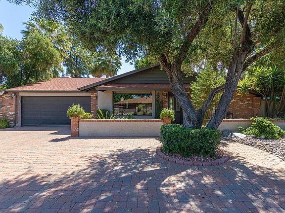 2nd image of 3801 E Desert Cove Ave