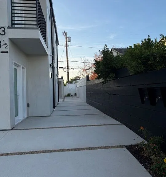 5191 Lindley Ave — Photo 13