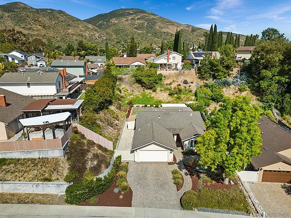 2nd image of 8087 Dicenza Ln