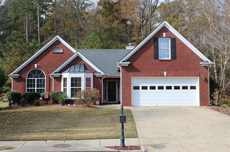 1st image of 902 Fairmont Park Dr