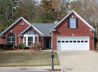 902 Fairmont Park Dr, Dacula, GA 30019