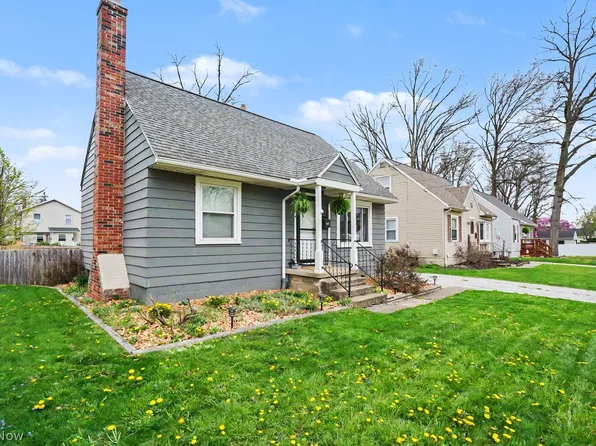 2824 Fairview Pl, Cuyahoga Falls, OH 44221