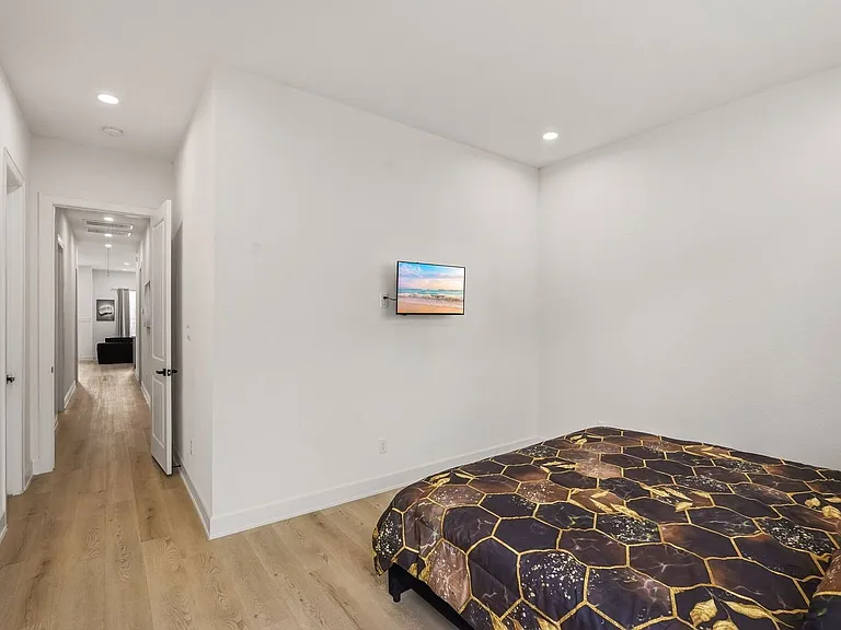 6528 Weston St #A — Photo 18