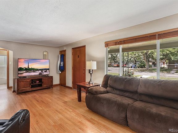 3rd image of 5920 W 39th Pl