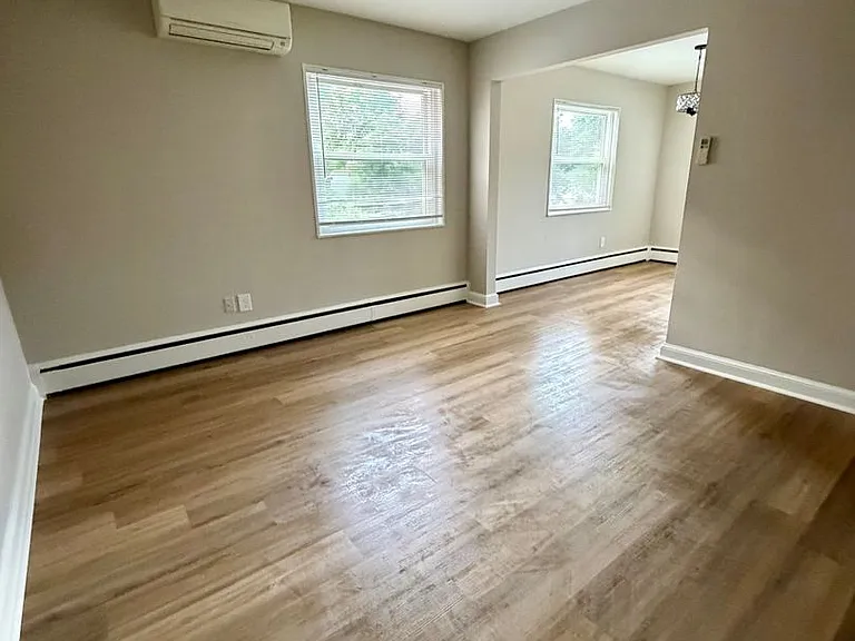 335 Talbott Ave — Photo 9