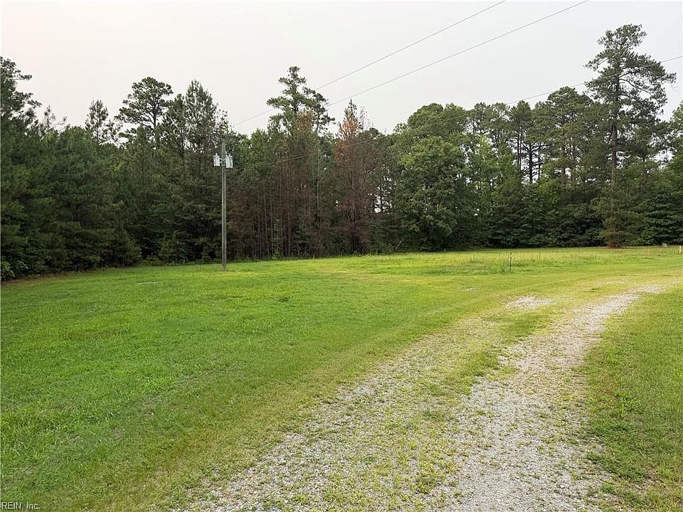 2nd image of 120 N Allen Rd