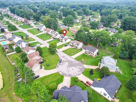 3rd image of 2775 Brookfield Dr
