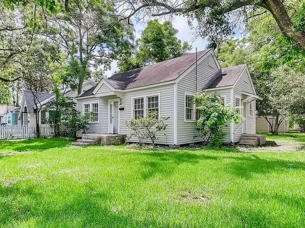 429 10th Ave N, Texas City, TX 77590