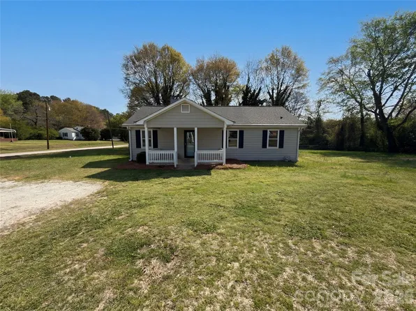 1114 Grace Ave, Lancaster, SC 29720