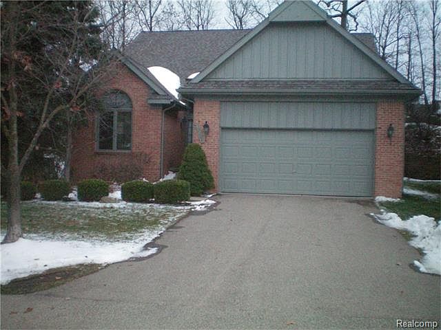 1st image of 37704 Avon Ln #1