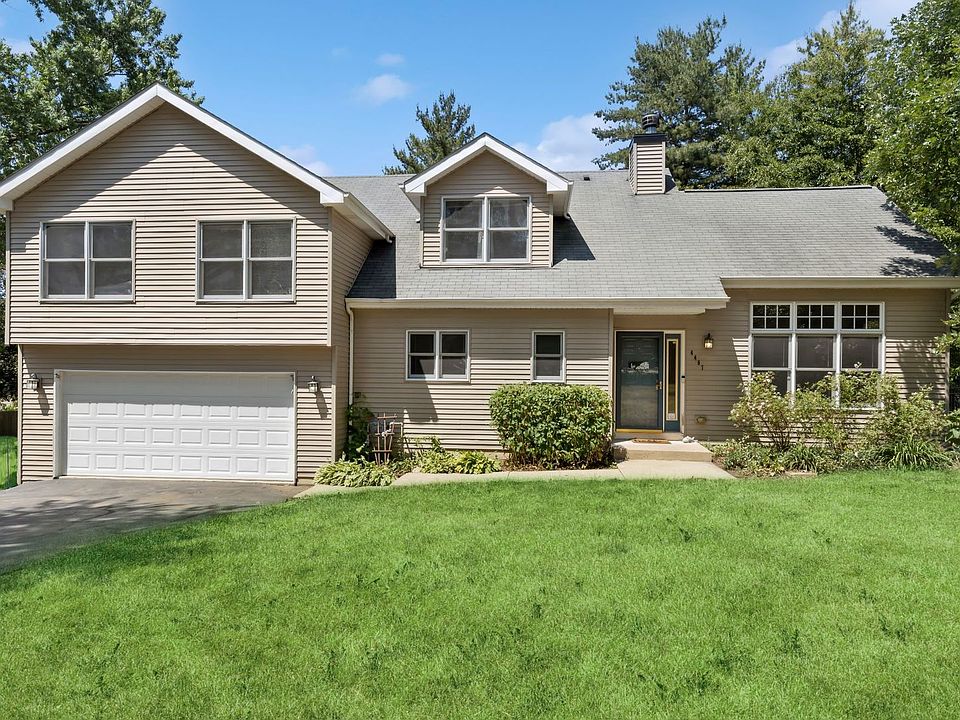 4407 Mapleleaf Dr, Mchenry, IL 60051 | Zillow