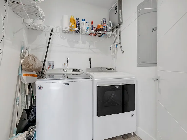 273 W Seaview Dr — Photo 26