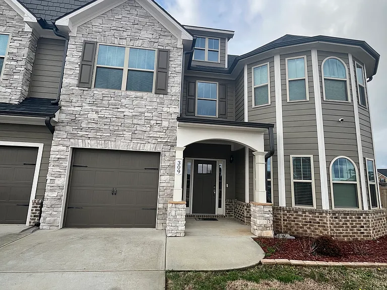 309 Bermuda Rdg — Photo 1