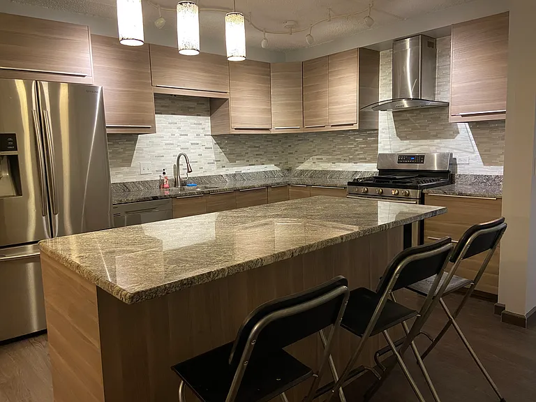 6430 W Berteau Ave #311 — Photo 15