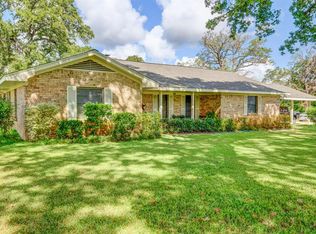 87 Fm 1696 Rd E, Huntsville, TX 77320