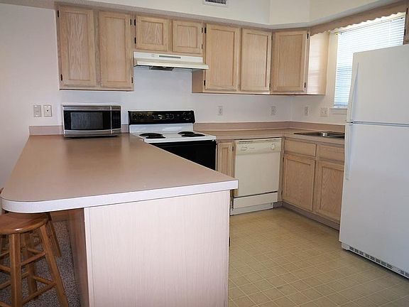 4th image of 33704 Briar Ct S Unit 23
