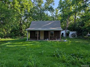 8123 Winfield Ave, Saint Louis, MO 63114
