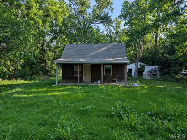 8123 Winfield Ave, Saint Louis, MO 63114