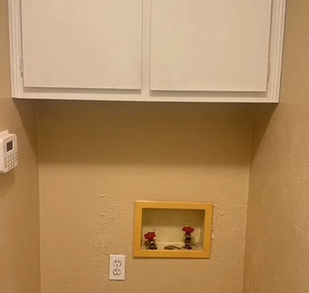 3700 Dauphine Ct — Photo 17