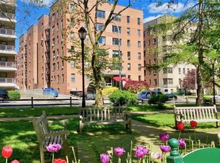 10 N Broadway APT 4H, White Plains, NY 10601