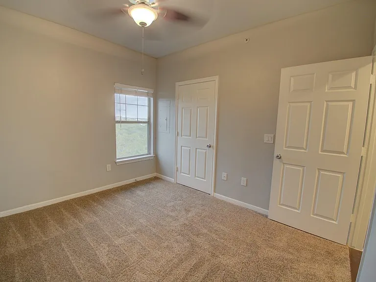 2320 Gracy Farms Ln #1332 — Photo 17