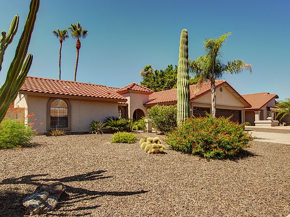 3rd image of 3903 E Ahwatukee Dr