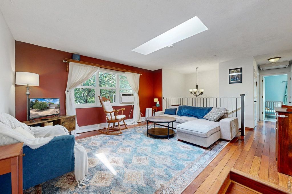527 S Gilpin Ave