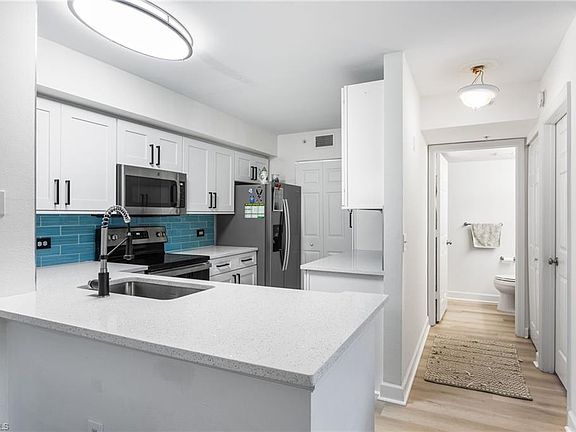 3rd image of 8940 Colonnades CT E #713