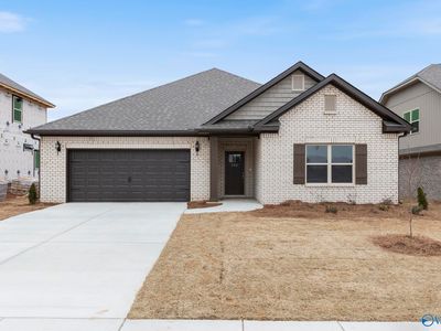 126 Striker Ln, Harvest, AL, 35749