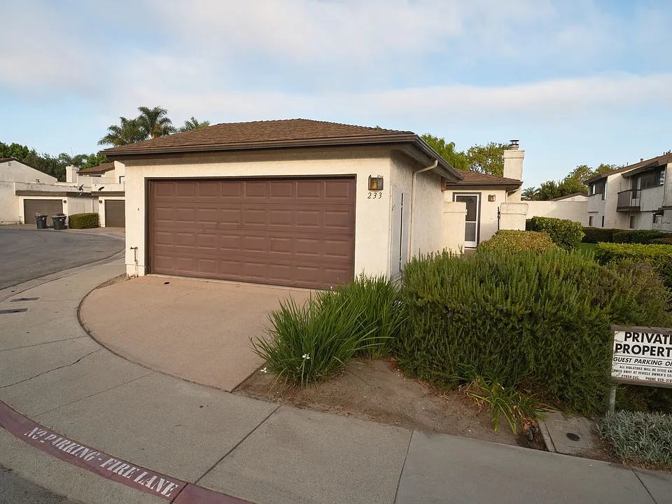 233 Marquis Pl