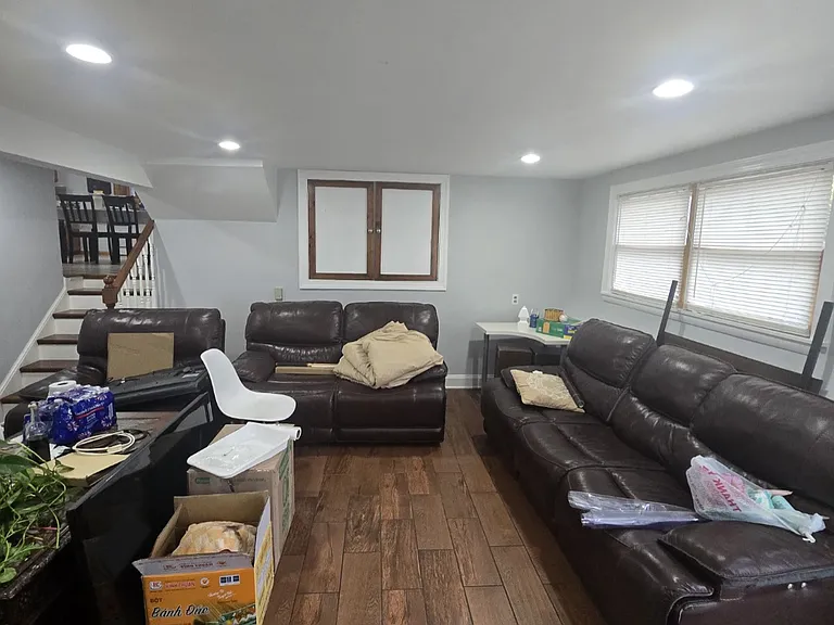 5917 Roosevelt Ave — Photo 19