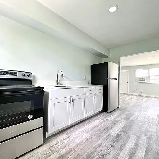 837 NW 10th St #1 — Photo 13