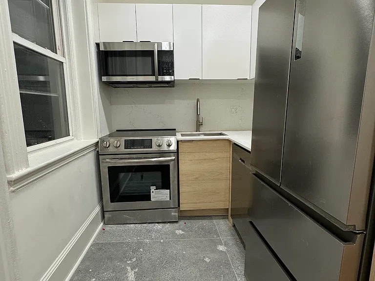1024 Commonwealth Ave #300 — Photo 2