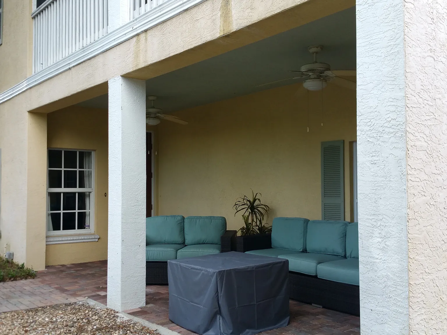 857 SW 11th Ct — Photo 4