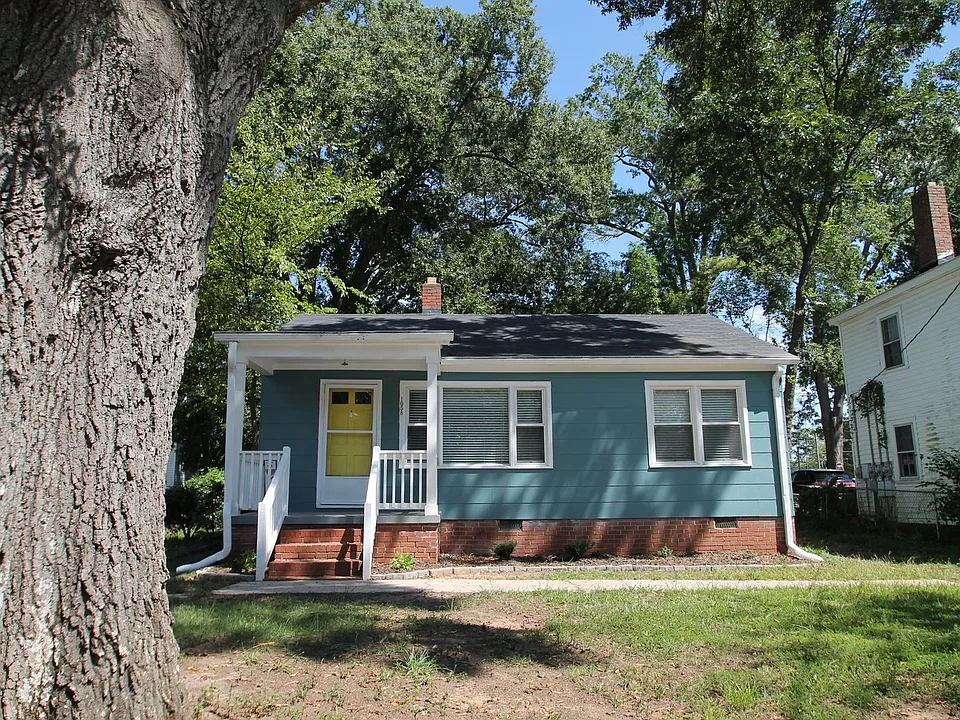 1058 Ebenezer Avenue Ext