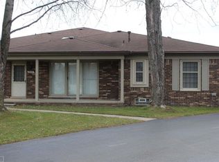 49449 Richmond Ct, Shelby Township, MI 48315