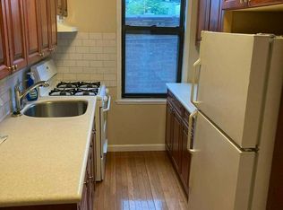 41-02 Astoria Blvd S #1, Astoria, NY 11103