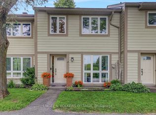 66 Peary Way, Ottawa, ON K2L 1Z8