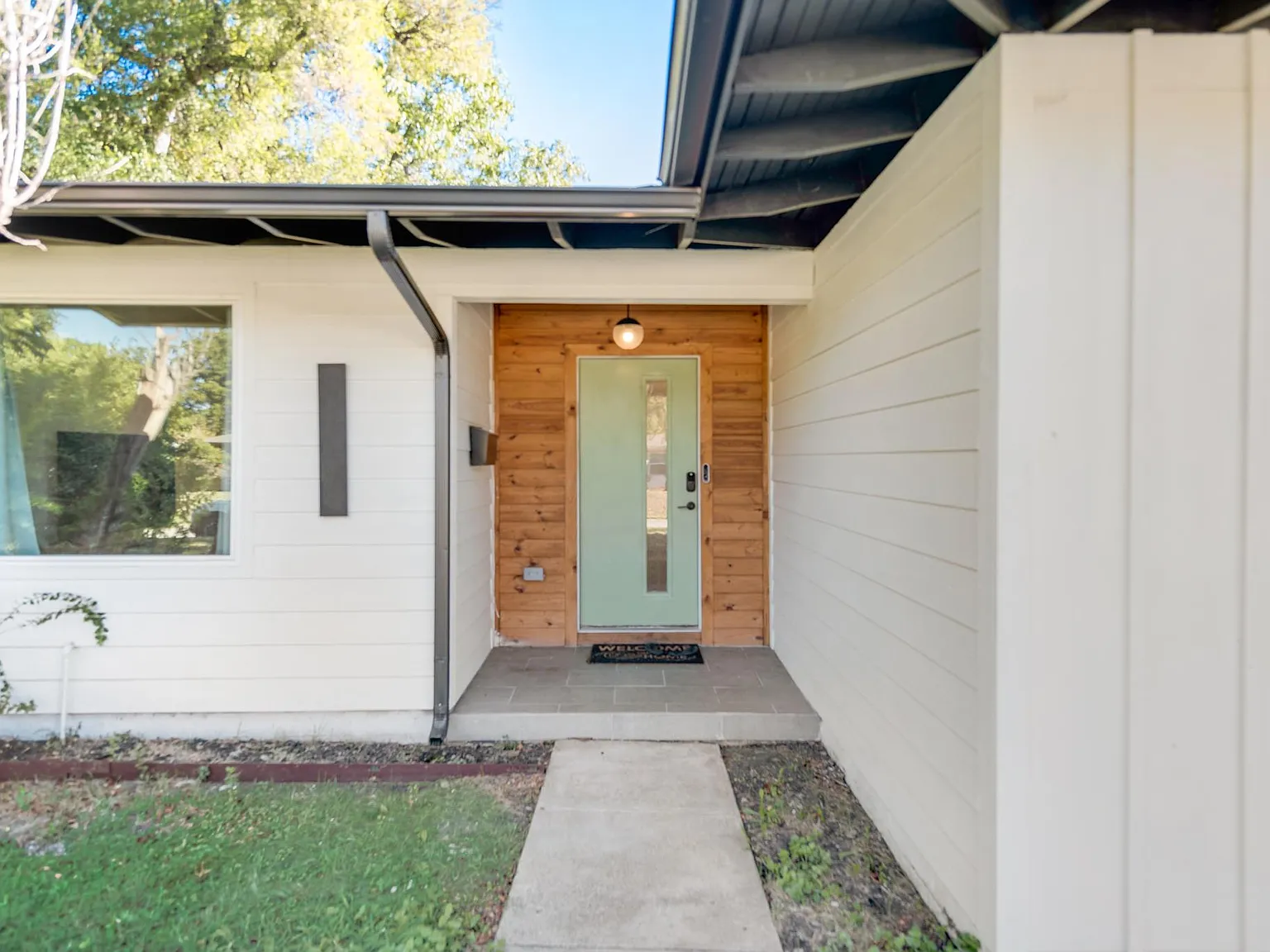 4 bed, 1501 sqft, $3,500 — Photo 3
