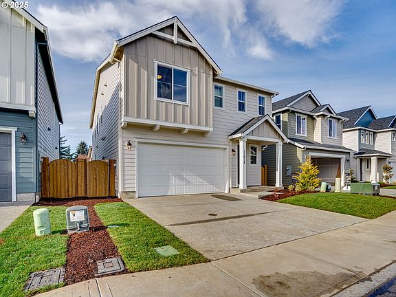2nd image of 11618 NE 136th Ave