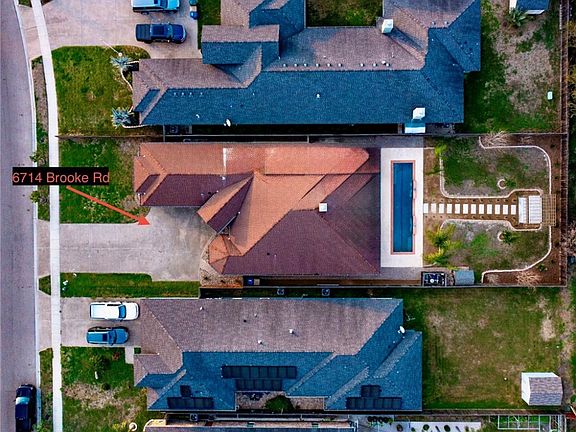 3rd image of 6714 Brooke Rd