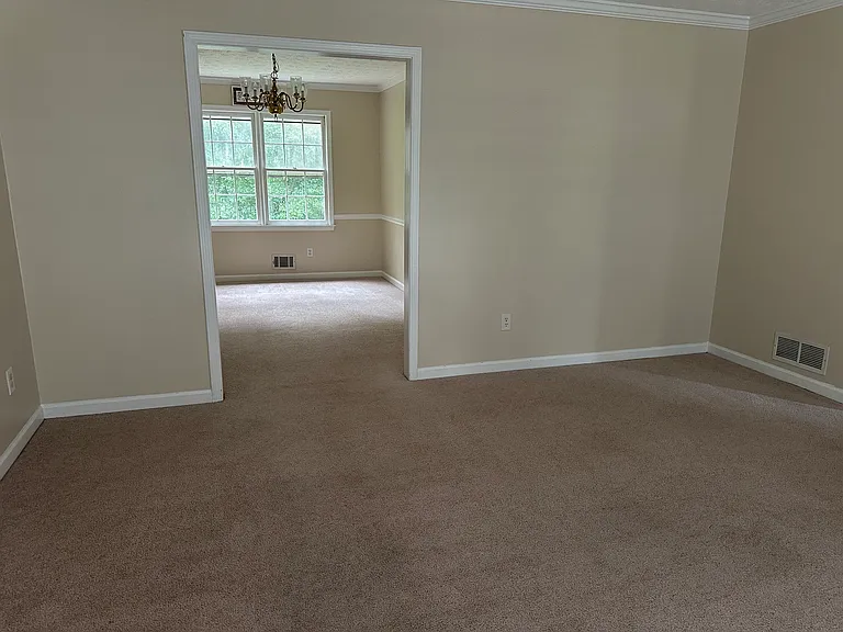 1934 Windcrest Dr SW — Photo 9