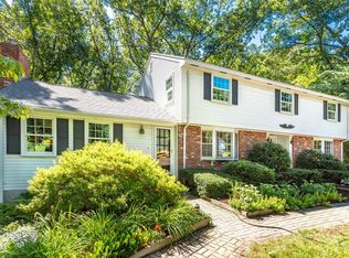 38 Sheridan Rd, Andover, MA 01810