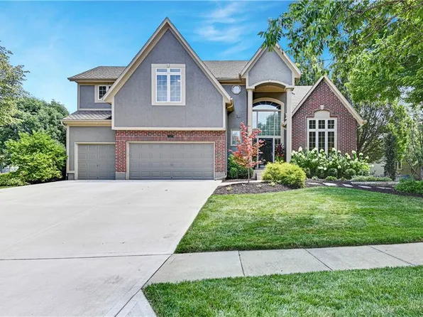 14501 Woodson St, Overland Park, KS 66223