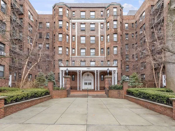 84-51 Beverly Road #1G, Kew Gardens, NY 11415