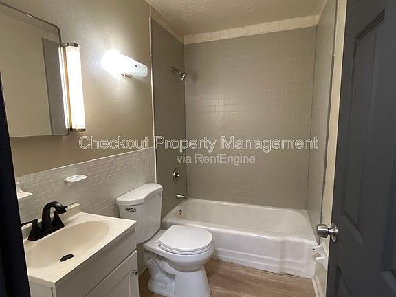 3rd image of 3741 Morgan Ford Rd #G