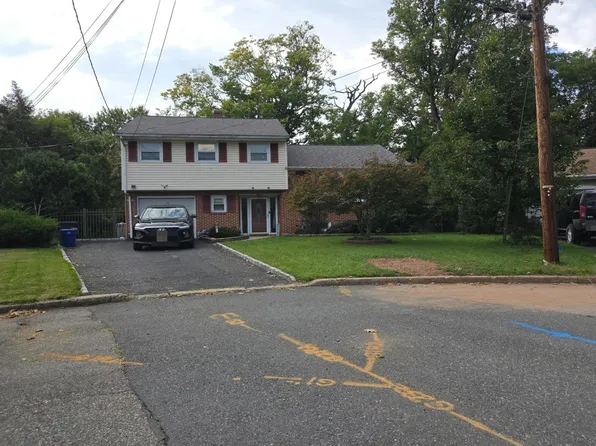 15 Beech Ln, North Plainfield, NJ 07060